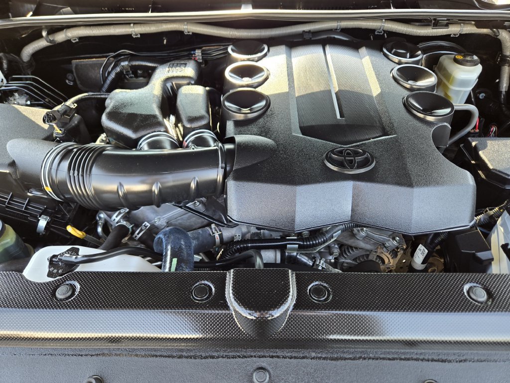 Used 2018 Toyota 4Runner SR5 RWD image 41