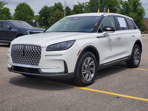 Certified 2024 Lincoln Corsair AWD w/ Equipment Group 101A image 2
