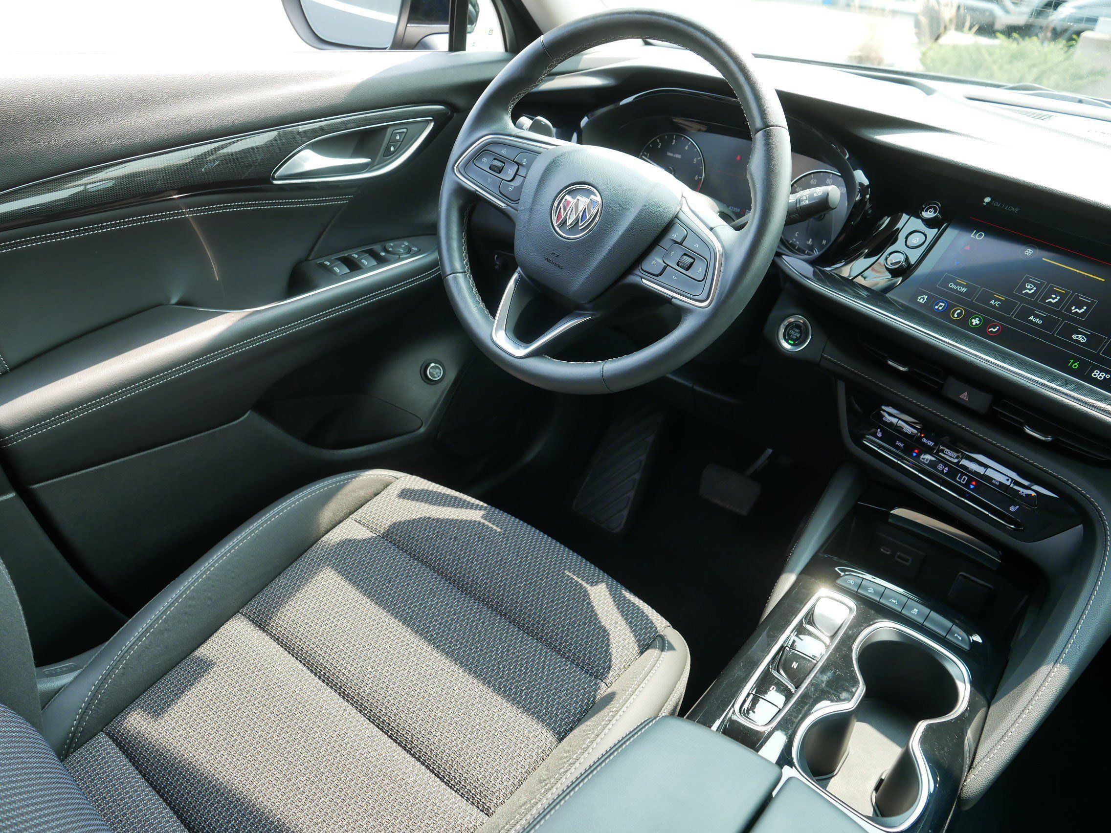 Used 2023 Buick Envision Preferred AWD/4WD image 9