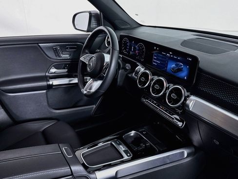 Certified 2026 Mercedes-Benz GLB 250 image 17