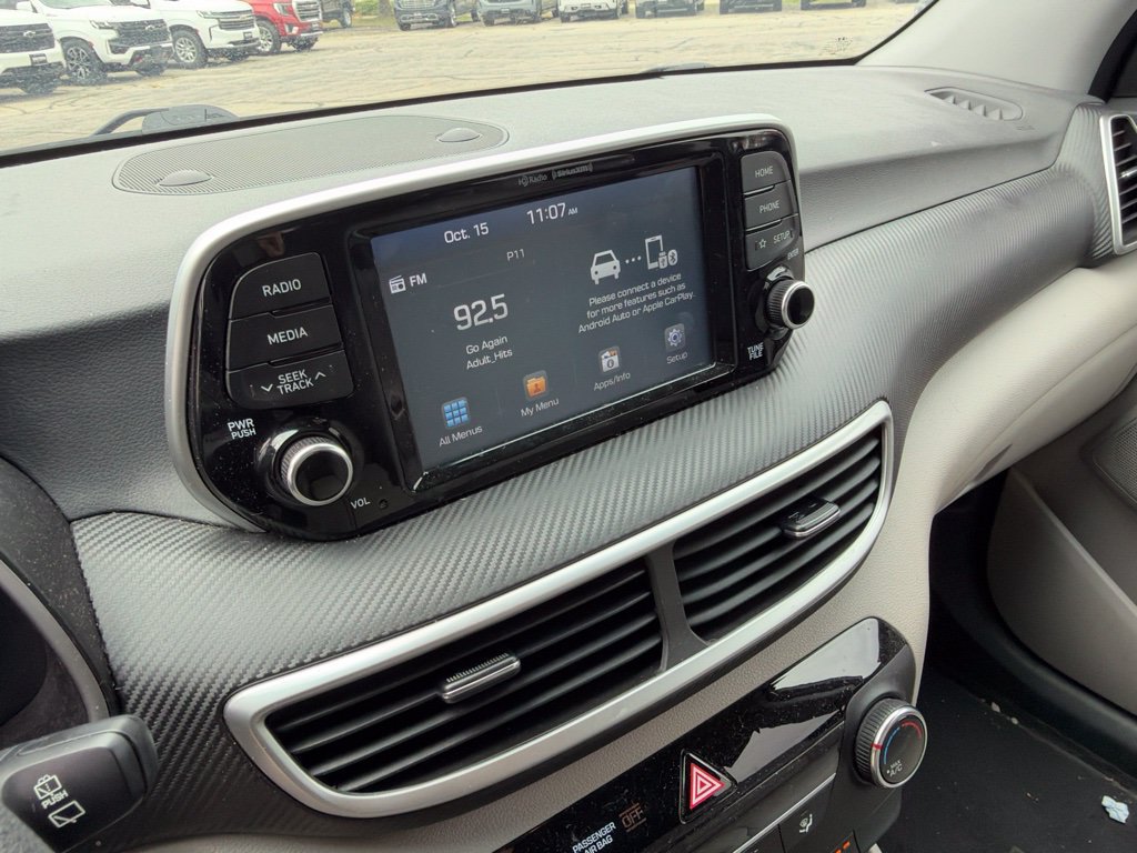 Used 2019 Hyundai Tucson Value FWD image 2