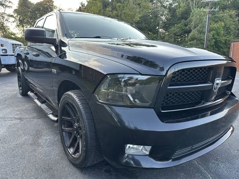 Used 2012 RAM 1500 Express image 2