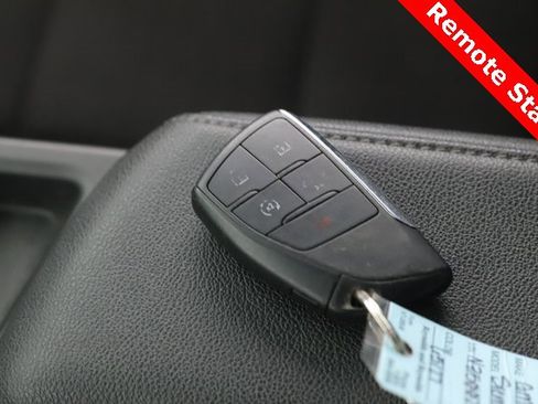 Used 2022 GMC Sierra 1500 SLE image 3