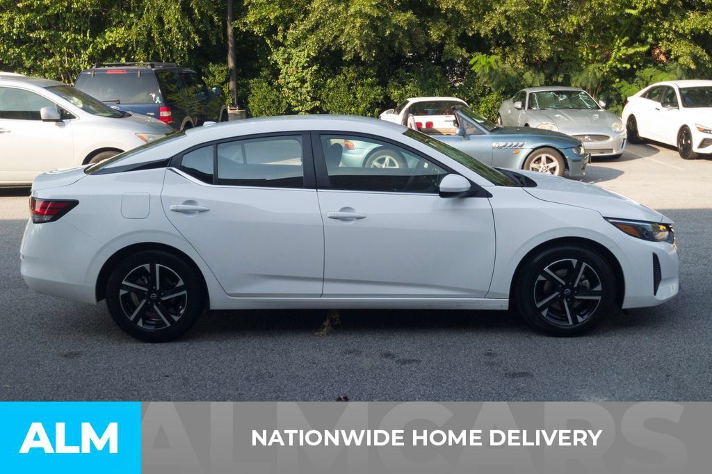 Used 2024 Nissan Sentra SV FWD image 4