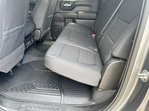 Used 2022 Chevrolet Silverado 1500 LT AWD/4WD image 21