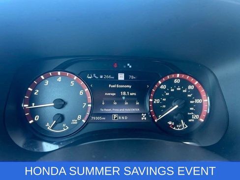 Used 2022 Nissan Frontier PRO-4X w/ Pro-4X Premium Package AWD/4WD image 11