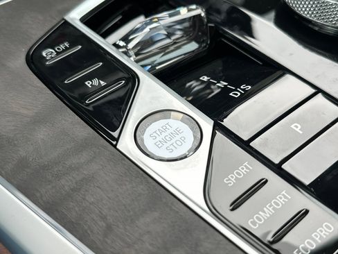 New 2026 BMW X5 xDrive40i w/ Executive Package image 20