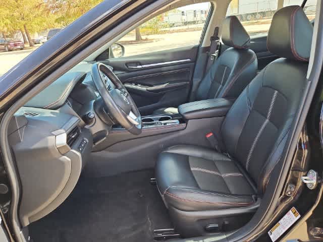 Used 2023 Nissan Altima 2.5 SR AWD/4WD image 14