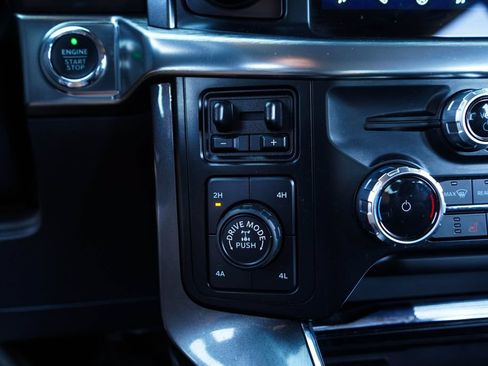 Used 2023 Ford F150 Lariat AWD/4WD image 29
