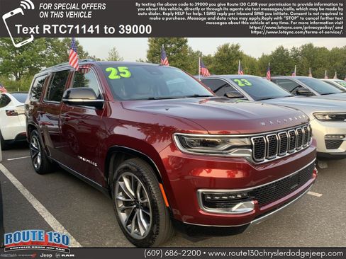 Used 2025 Jeep Wagoneer Series III w/ Premium Group I AWD/4WD image 1