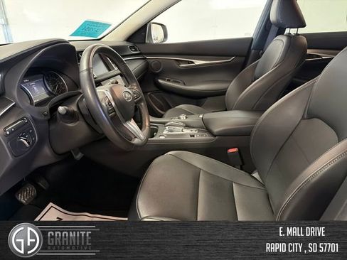 Used 2025 INFINITI QX50 Luxe AWD/4WD image 9