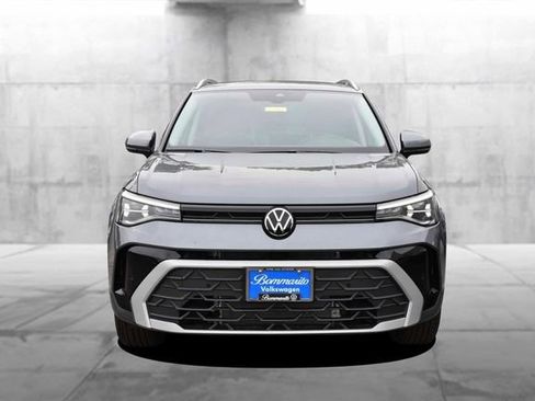 New 2026 Volkswagen Taos SE AWD/4WD image 4