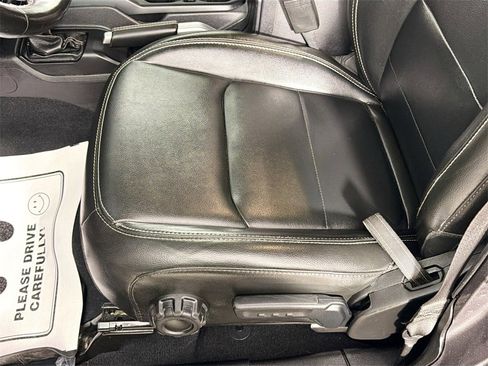 Used 2022 Jeep Wrangler Unlimited Sahara w/ Cold Weather Group image 19