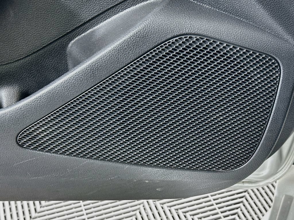 Used 2025 Toyota Corolla LE FWD image 18