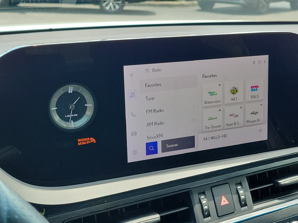 Used 2023 Lexus ES 350 F Sport w/ Accessory Package (Z2) FWD image 24