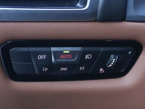 Used 2023 BMW 840i Gran Coupe w/ M Sport Professional Package image 17