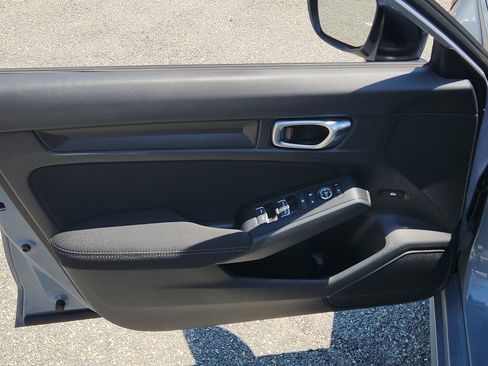 Used 2023 Honda Civic Sport image 12