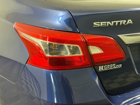 Used 2019 Nissan Sentra S FWD image 35