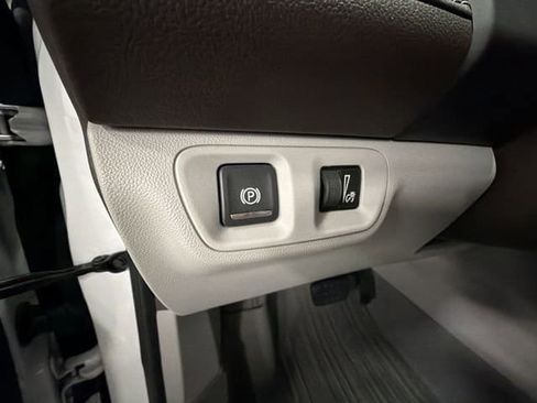 Used 2019 GMC Acadia SLT image 17