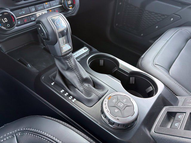 New 2026 Ford Bronco Outer Banks AWD/4WD image 18