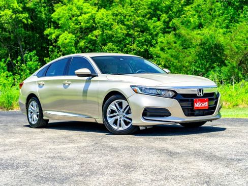 Used 2018 Honda Accord LX image 1