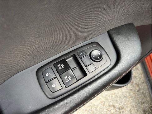 Used 2020 Dodge Challenger R/T Scat Pack RWD image 20