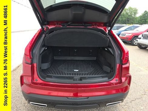 Used 2024 Cadillac XT4 Premium Luxury FWD image 13