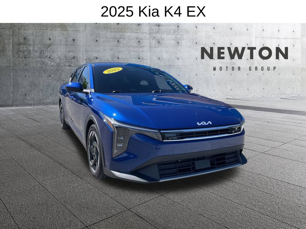 Used 2025 Kia K4 EX FWD image 1