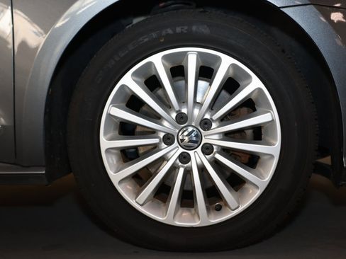 Used 2016 Volkswagen Passat 1.8T SE image 27