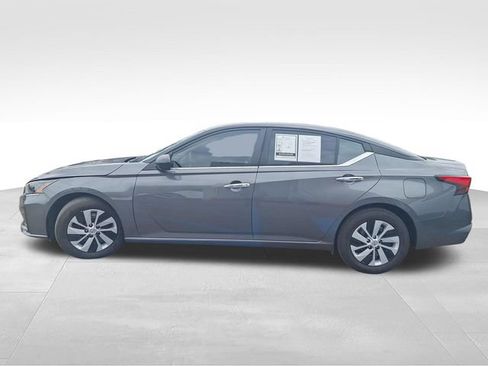 Certified 2025 Nissan Altima 2.5 S FWD image 5