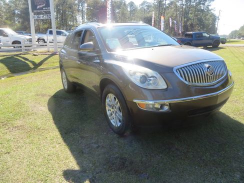 Used 2008 Buick Enclave CX w/ Driver Confidence Package image 4