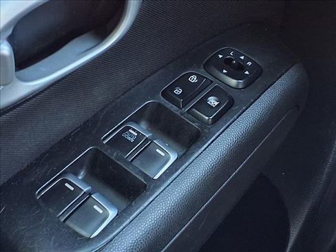 Used 2017 Kia Soul image 23