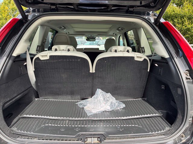 Used 2023 Volvo XC90 B6 Plus w/ Protection Package Premier AWD/4WD image 12