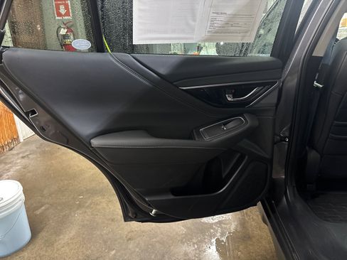 Certified 2025 Subaru Outback Limited image 32