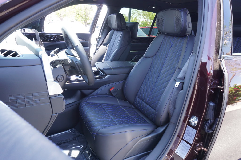 New 2026 Cadillac Escalade IQ Luxury 1 AWD/4WD image 15