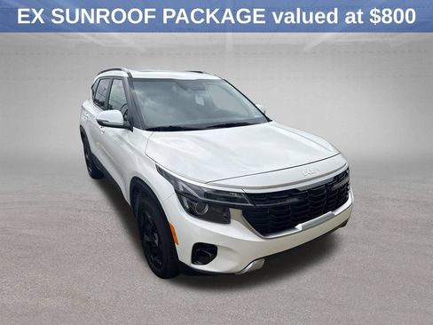 Used 2026 Kia Seltos EX w/ EX Sunroof Package AWD/4WD image 3