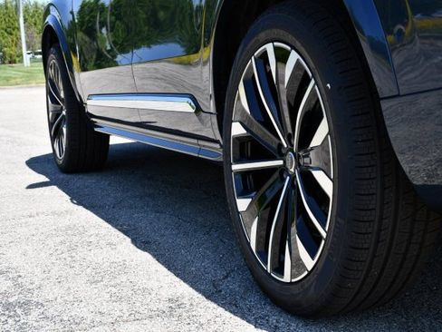 New 2026 Volvo XC90 B6 Ultra w/ Protection Package Premier AWD/4WD image 9
