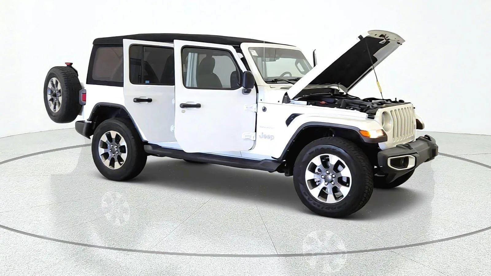 Used 2022 Jeep Wrangler Unlimited Sahara AWD/4WD image 11