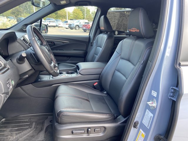 Used 2025 Honda Ridgeline TrailSport image 17