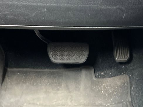 Used 2022 Toyota Tacoma SR image 42