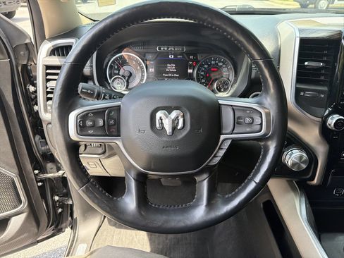 Used 2020 RAM 1500 Laramie RWD image 28