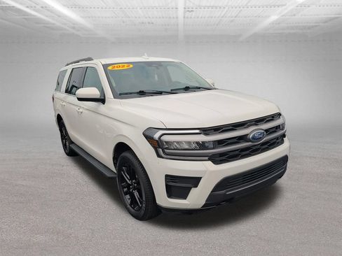 Used 2022 Ford Expedition XLT AWD/4WD image 23