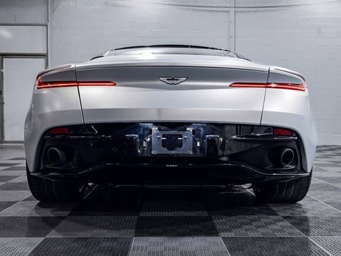 Used 2017 Aston Martin DB11 V12 image 9