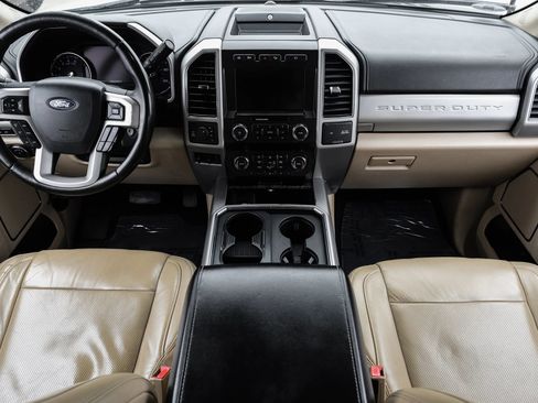 Used 2019 Ford F250 Lariat w/ Chrome Package AWD/4WD image 19