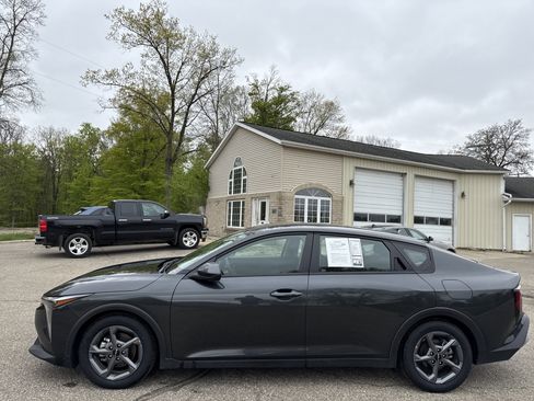 Used 2025 Kia K4 FWD image 8
