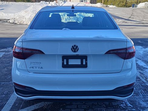 Certified 2024 Volkswagen Jetta S image 22