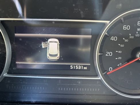 Used 2022 Kia Sorento LX image 12