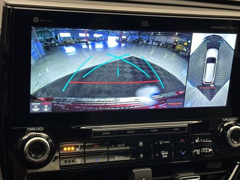 Used 2020 Toyota Highlander Limited Platinum image 21