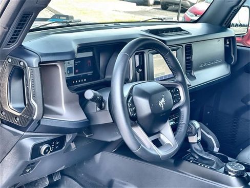 Used 2023 Ford Bronco Outer Banks w/ Sasquatch Package image 2