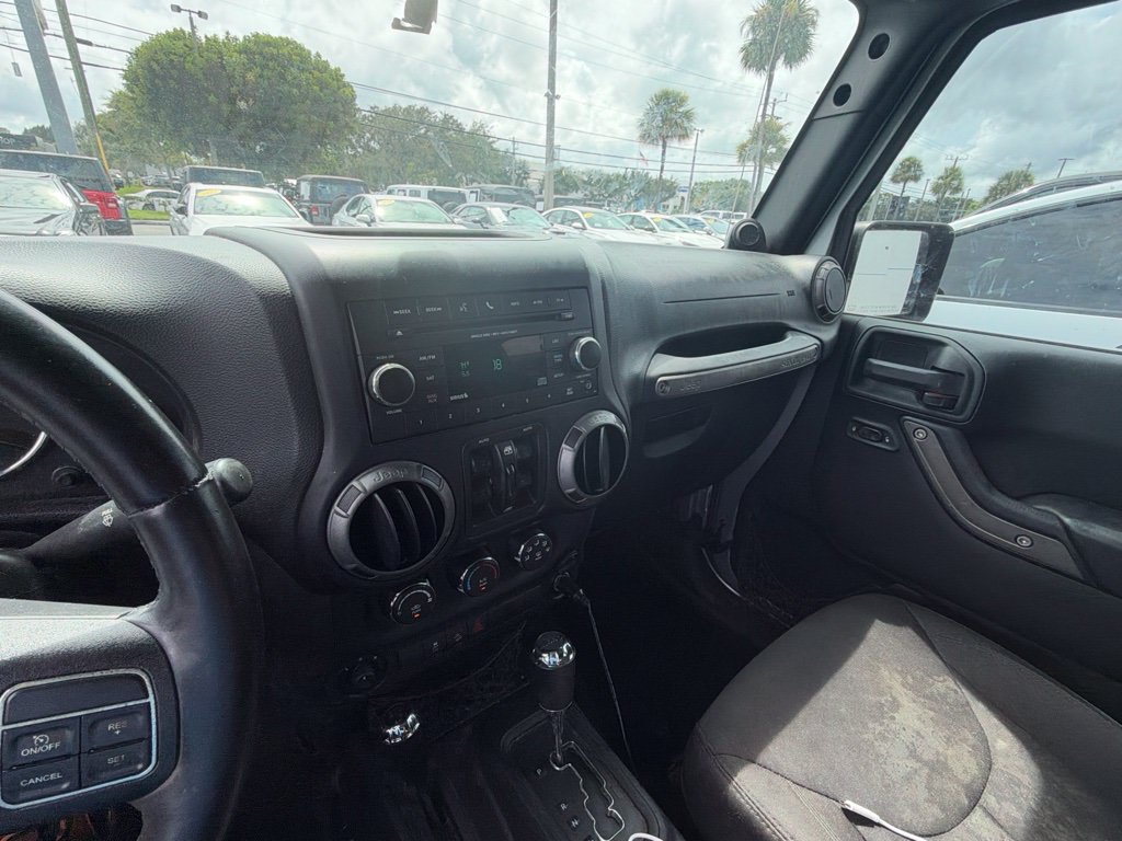 Used 2014 Jeep Wrangler Unlimited Sport w/ Quick Order Package 24S AWD/4WD image 11